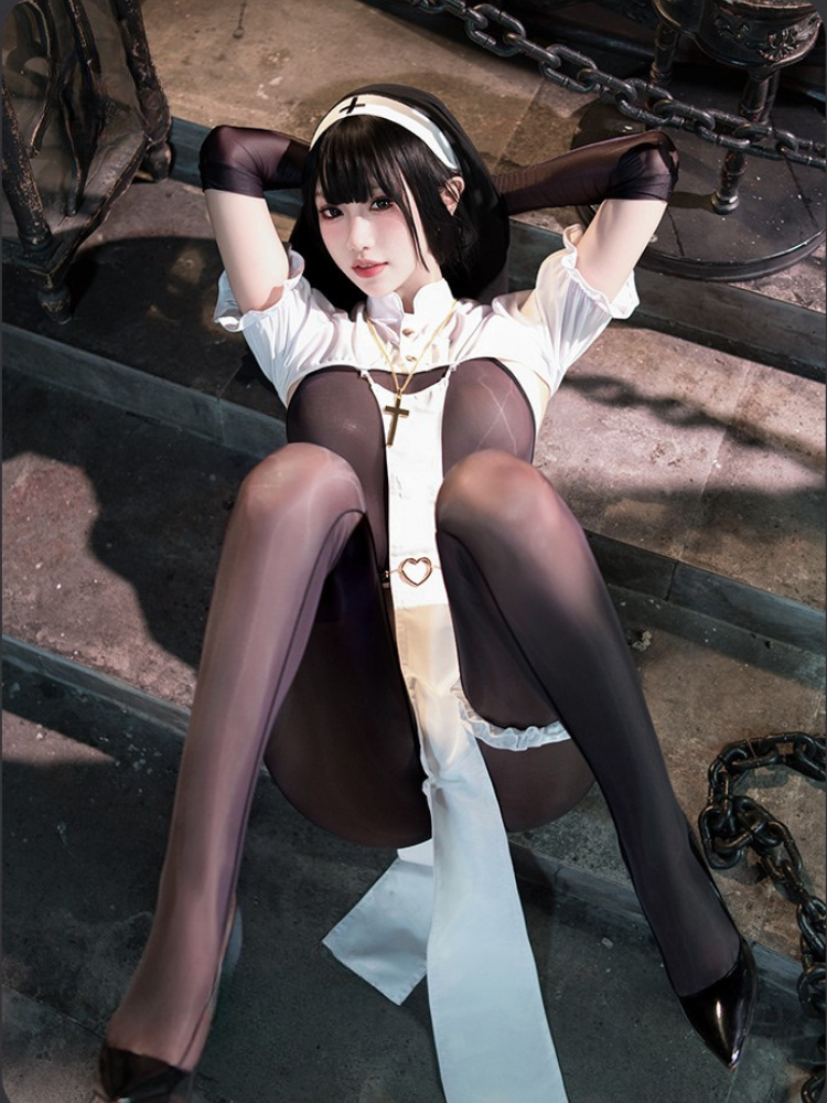 Dark Huntress Nun Bondage Cosplay Set – Gothic Lingerie Costume
